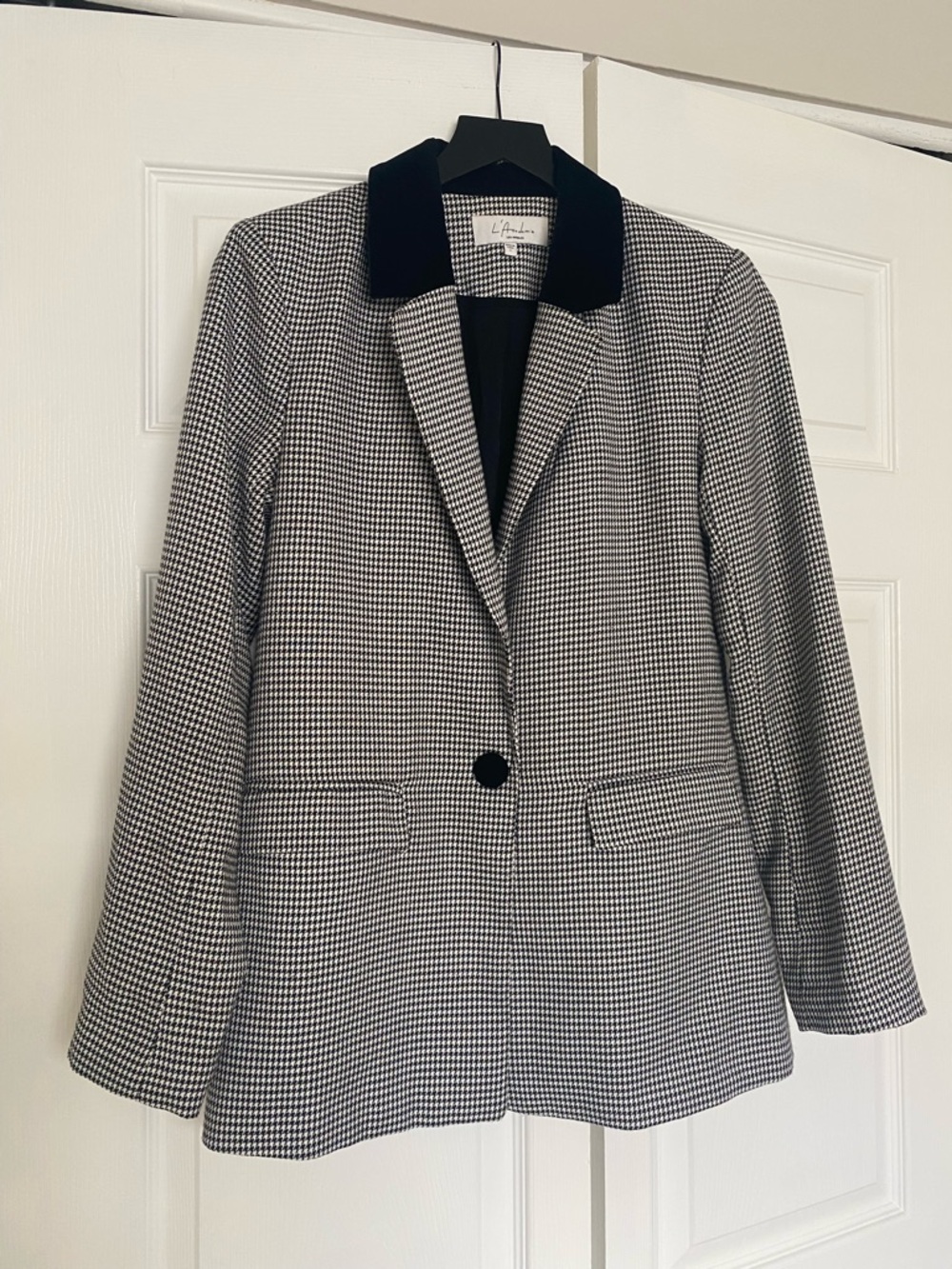 L'Academie Black & White Houndstooth Blazer with Black Collar
